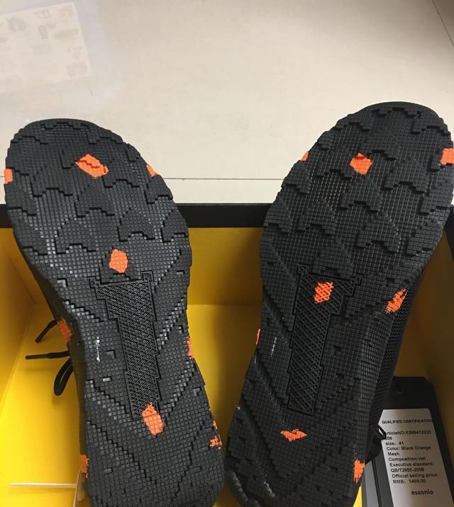 压力|essonio休闲鞋，徒步无惧，三百六十度无死角，百搭无压力