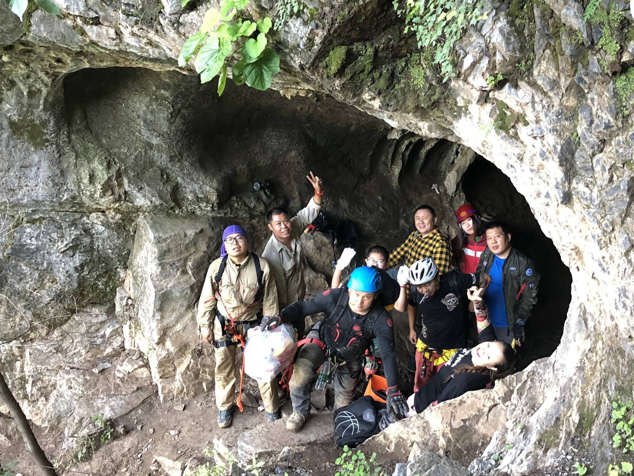  彩虹洞|【鹿卡带你去旅行】刺激的挑战自我