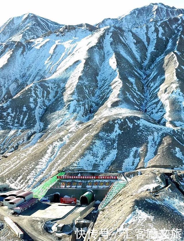 自驾|憋疯了!15条醉美新疆自驾线,正适合七八月挑一条出发!