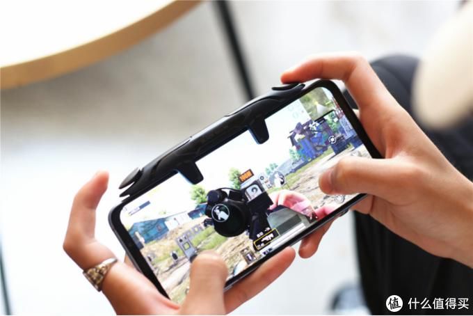  屏幕|新鲜发布：腾讯黑鲨3S手机全面体验，想了解啥看这篇