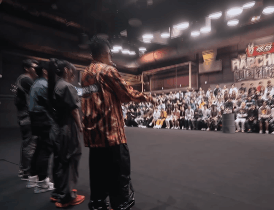  意外|张靓颖《中国新说唱》首秀惨败，吴亦凡请最强外援，太意外了