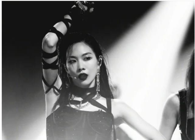  节目|王霏霏错失成团位，孟佳为其痛哭，情深不敌节目的残酷