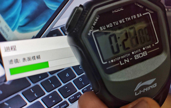  笔记本|“饥饿游戏”后12款笔记本大乱战 市面上你pick的全都有!