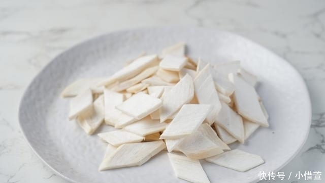 美味|杏鲍菇新吃法,少油低卡好美味,原来加了这味酱汁