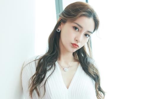  发文|baby推掉《创3》行程，粉丝上升指责小海绵，发文：有点失望