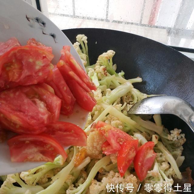 西红柿|炒花菜时加上它,营养美味还好看