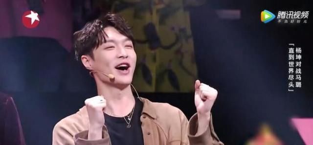  总监|张艺兴排练超时, 音乐总监不满要他下场, 严敏抢过话筒直接开后台