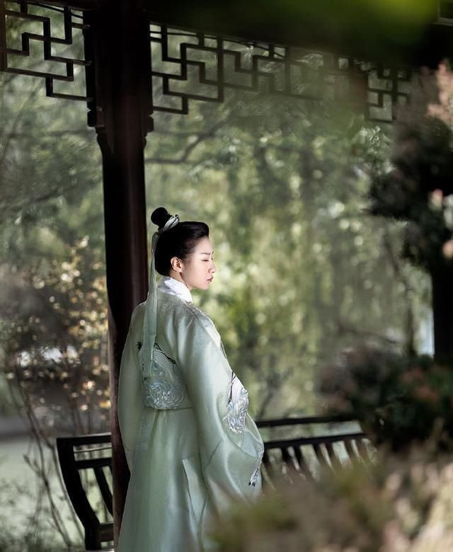  看得出来|2020CJ：玩国风这小姐姐是专业的！武装红妆样样精通，太飒了