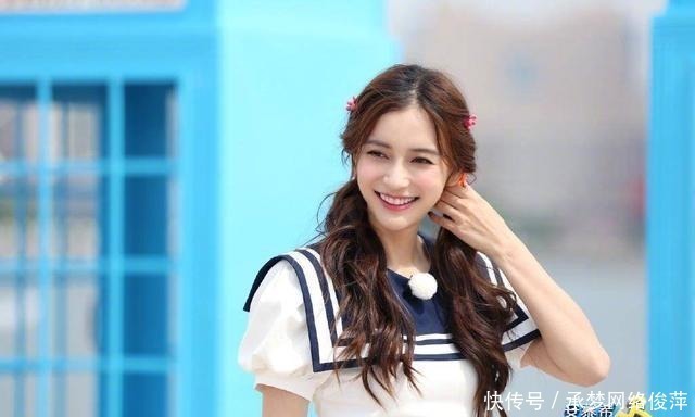 亮相|《奔跑吧》跑男团全员水手服亮相 收官之战全力捉拿“海盗”