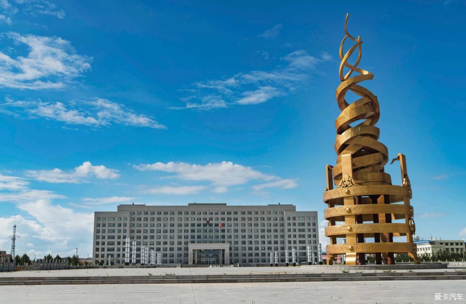风雨雷电|贝子庙+中蒙边境+草原露营 乌珠穆沁 风雨雷电绿浪秘境行路书