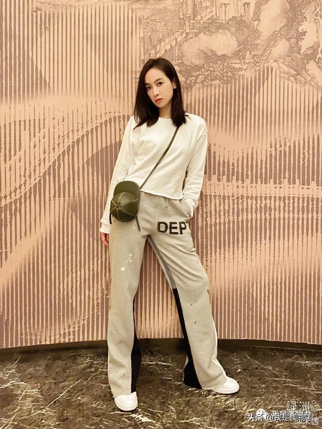  简约|高级感和气场兼具的同色系穿搭，简约又时髦