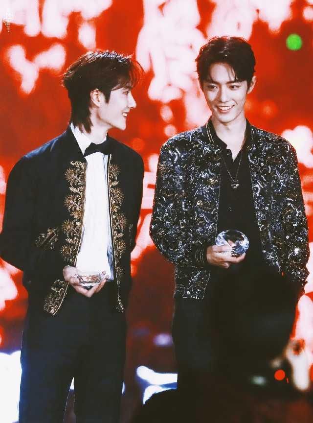  粉丝|王一博在《街舞》三饭局中提到一句话，很多人猜测和肖战有关！