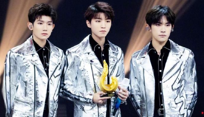  蔡徐坤|蔡徐坤肖战粉丝太能打，东方风云榜名列前茅，TFBOYS却倒数！