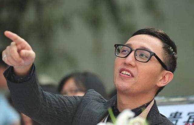  经历|从“浙江名嘴”到退出舞台，曾经风光的华少，到底经历了什么？