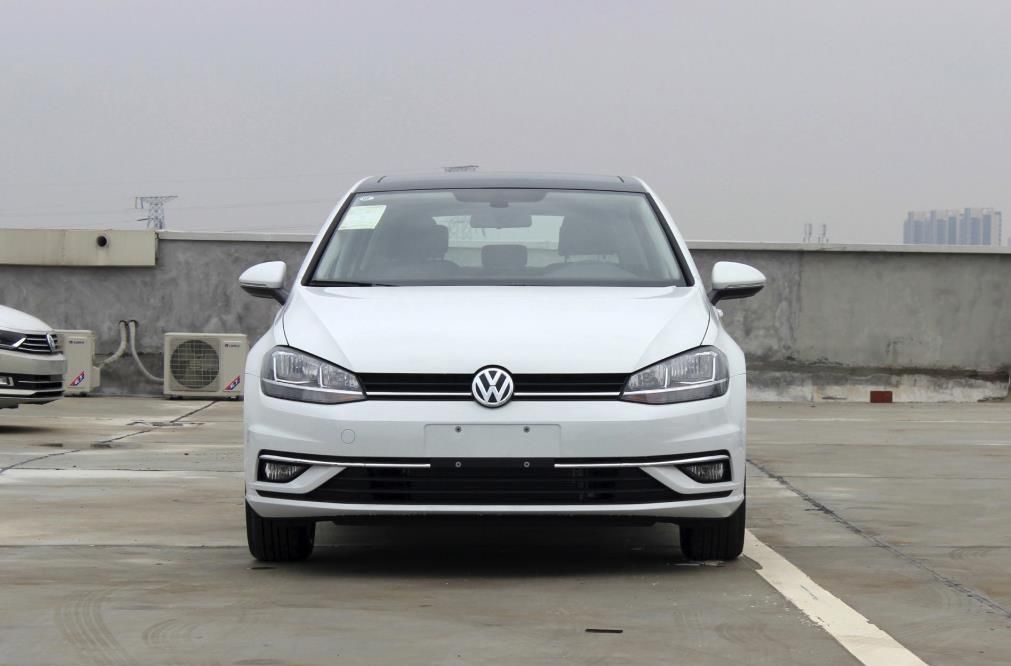  e5|同样16万，大众高尔夫和比亚迪e5谁档次高？看完你就明白了