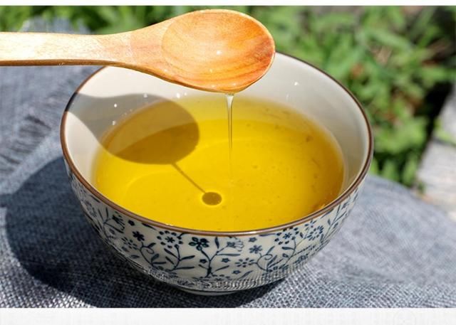  控制|低油饮食怎么做？教你7个做菜小技巧，多油变少油控制3小勺内