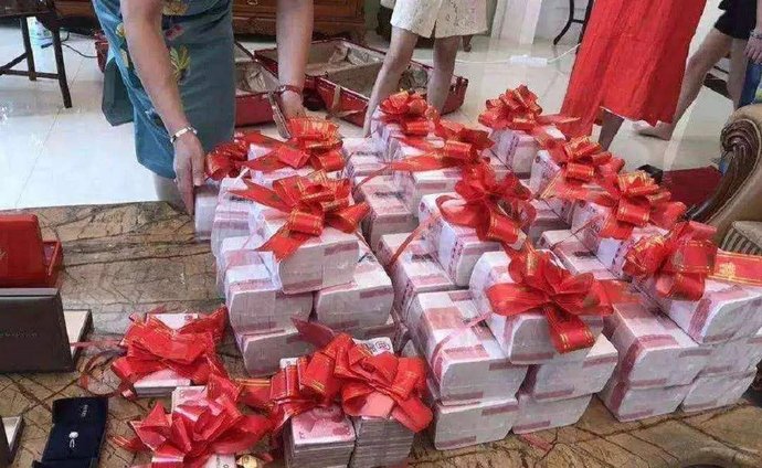 直言|农村结婚怪像：儿子娶媳妇，爹娘脱层皮！农民直言：“娶不起”