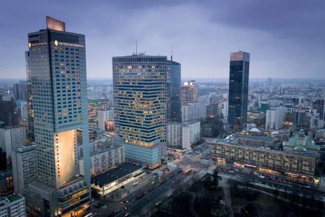  审美|100岁的包豪斯如何撕碎古典审美