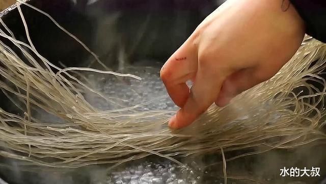  做法|吃了半辈子玉米面，这种做法还是头一次见，营养健康，真馋人