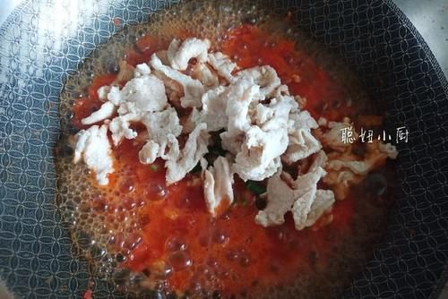  胸肉片|鸡胸肉这做法，不炸不煎，不放一滴油，营养低脂，美味又简单