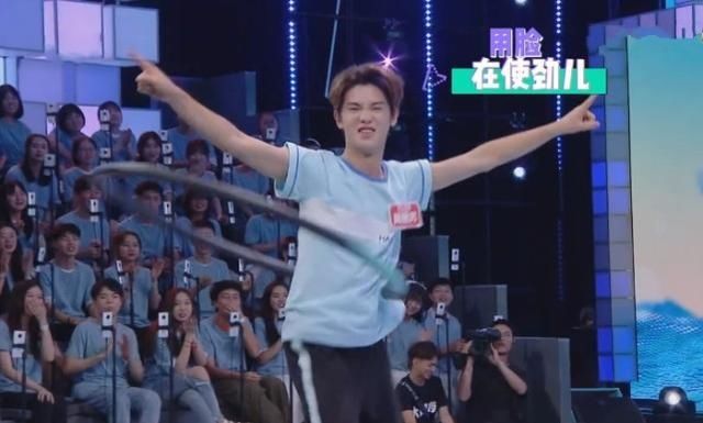  陈学冬|快本：赵丽颖王一博谈梦想笑翻全场，黄明昊自创肋骨转呼啦圈