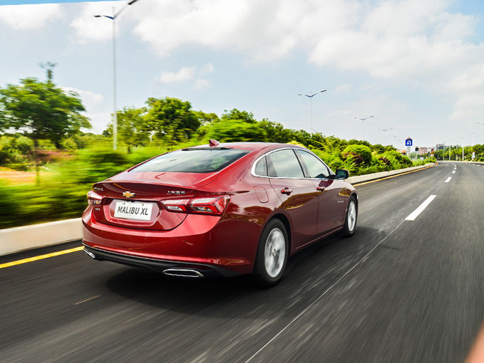 级车|四缸回归/9AT加持,15万预算买B级车就选它,试驾迈锐宝XL 535T