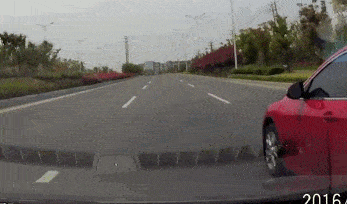 变道|违章变道最遭人烦！这3种“匪司机”，你最想曝谁？