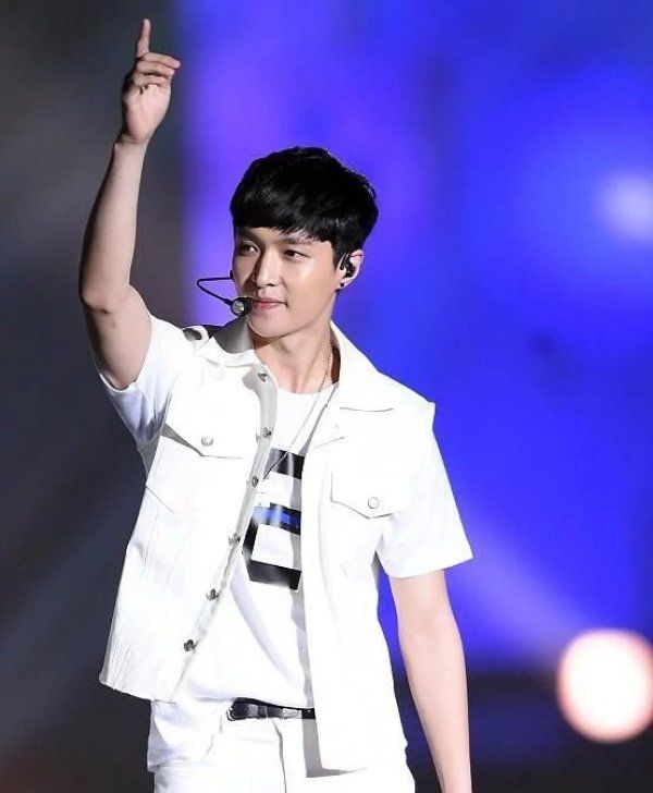  舞蹈|原来张艺兴和王一博早就合作过, 只不过一个是主角, 一个是配角?