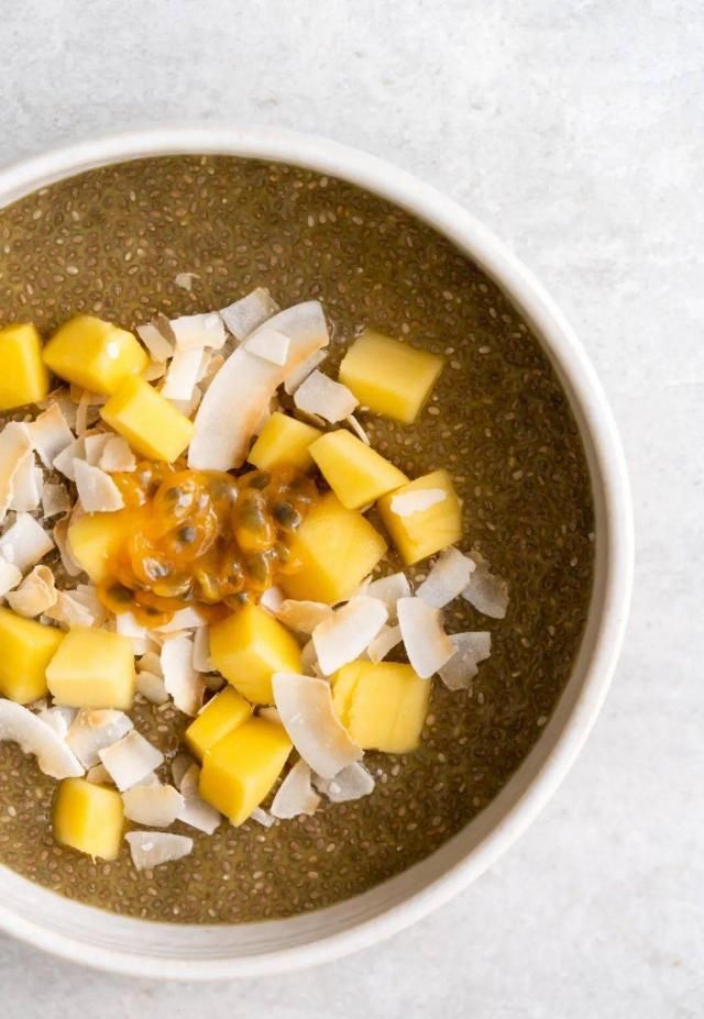 营养|6款奇亚籽布丁!10分钟搭配出彩虹营养早餐!