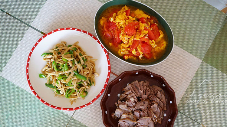  午餐|高考后，娘俩的极简午餐，一周不重样，网友：没有对比就没有伤害