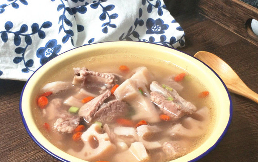  区别|在菜场买莲藕，才知道“9孔”和“7孔”的区别，终于不花冤枉钱了