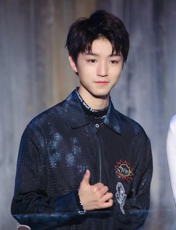  拿下|王俊凯和MLXG开黑，用妖姬拿下3杀，王俊凯的段位不会低于钻石？