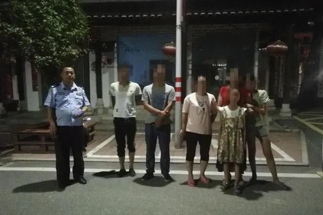  查山乡|【揪心】有两名未成年少女被宝马车接走！深夜不归...