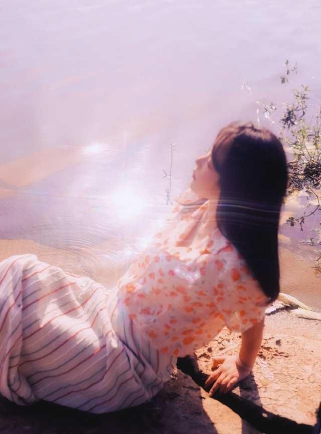  飞花|诗词丨时见飞花飘牧野，也添柴火煨红炉