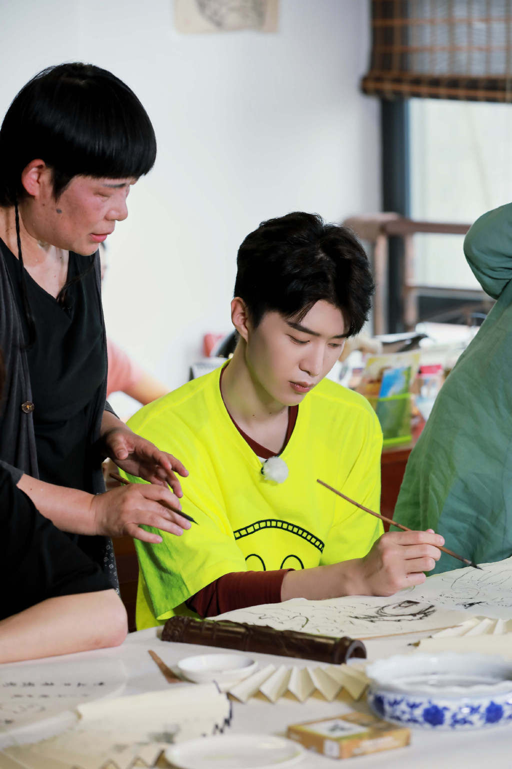  男人|200918 本期《做家务的男人2》剧照公开 范丞丞再次解锁新技能