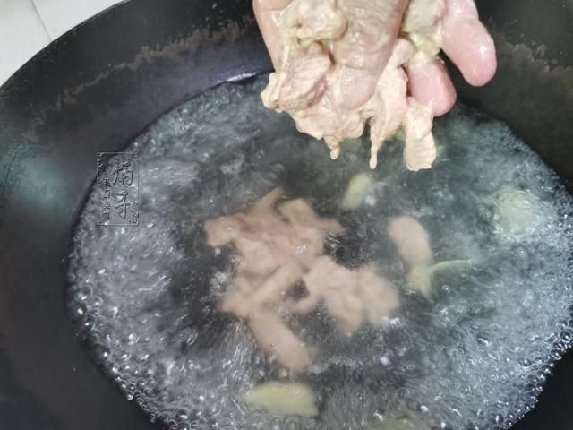 大人|鸭胸肉炖汤又柴又硬,大人小孩都不吃,教你这样煮鲜嫩爽滑抢着吃