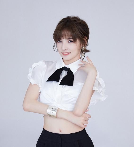  出道|硬糖少女组内分工：希林全能，刘些宁舞担，看到张艺凡，牙笑掉了