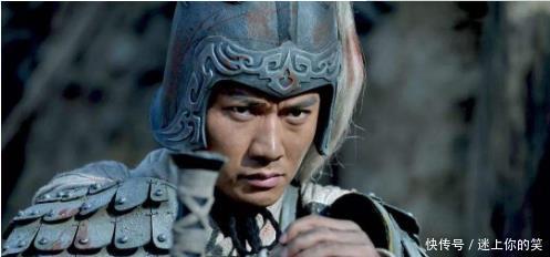 赵云|刘备临死前和赵云说了10个字，赵云没听懂，诸葛亮听懂了很是忐！