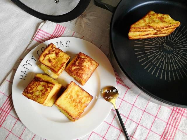  吐司|令孩子着迷的早餐，水果馅、蛋奶皮，不放糖自然香甜，3分钟搞定