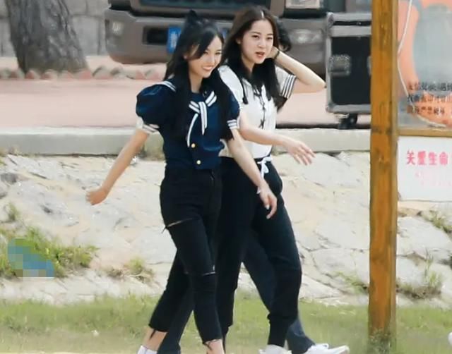  美女|跑男最新生图，蔡徐坤见到同龄美女嘉宾，追风少年秒变小可爱