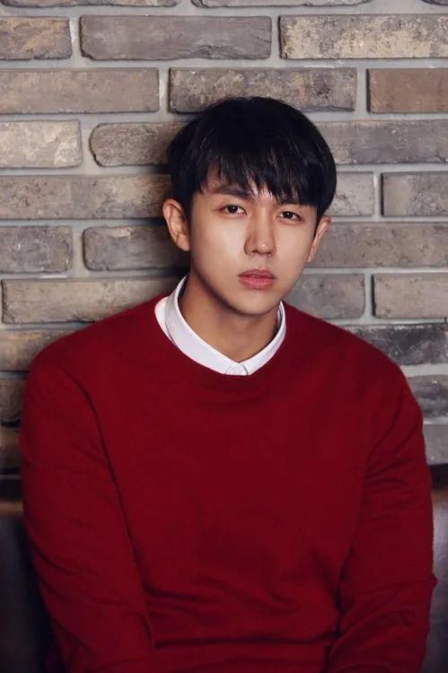  身亡|意外！一名33岁艺人驾车发生交通事故，致1名行人身亡