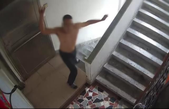 反转|57岁阿姨被楼下男子骚扰三年？结局反转再反转……