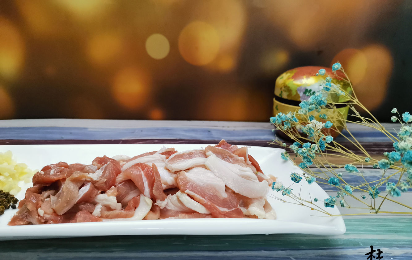  干锅|立秋来道硬菜贴秋膘，大厨分享地道干锅土豆做法，下酒又下饭