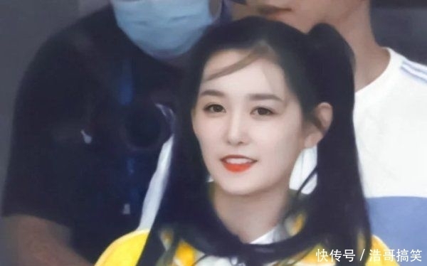 镜头|《跑男》下期水上游戏,放大蒋依依的镜头,脱妆后颜值很真实