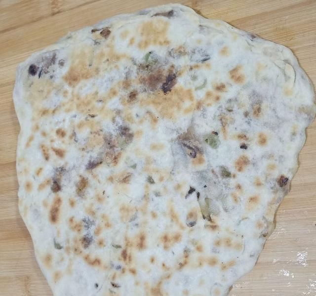 在家|教你在家烙肉饼,皮酥肉嫩层又多