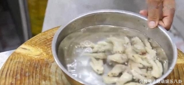保留|泡椒凤爪,要不要焯水?技巧不保留,胶原蛋白满满,解馋又养颜