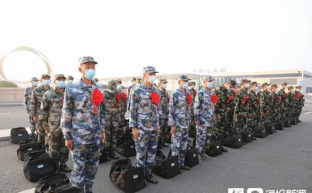  骄傲|一家人的骄傲！日照西站这一幕幕！震撼又泪目......