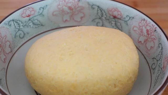  发面饼|正宗发面饼：一斤面粉，4个鸡蛋，蓬松暄软又香甜，比面包还好吃