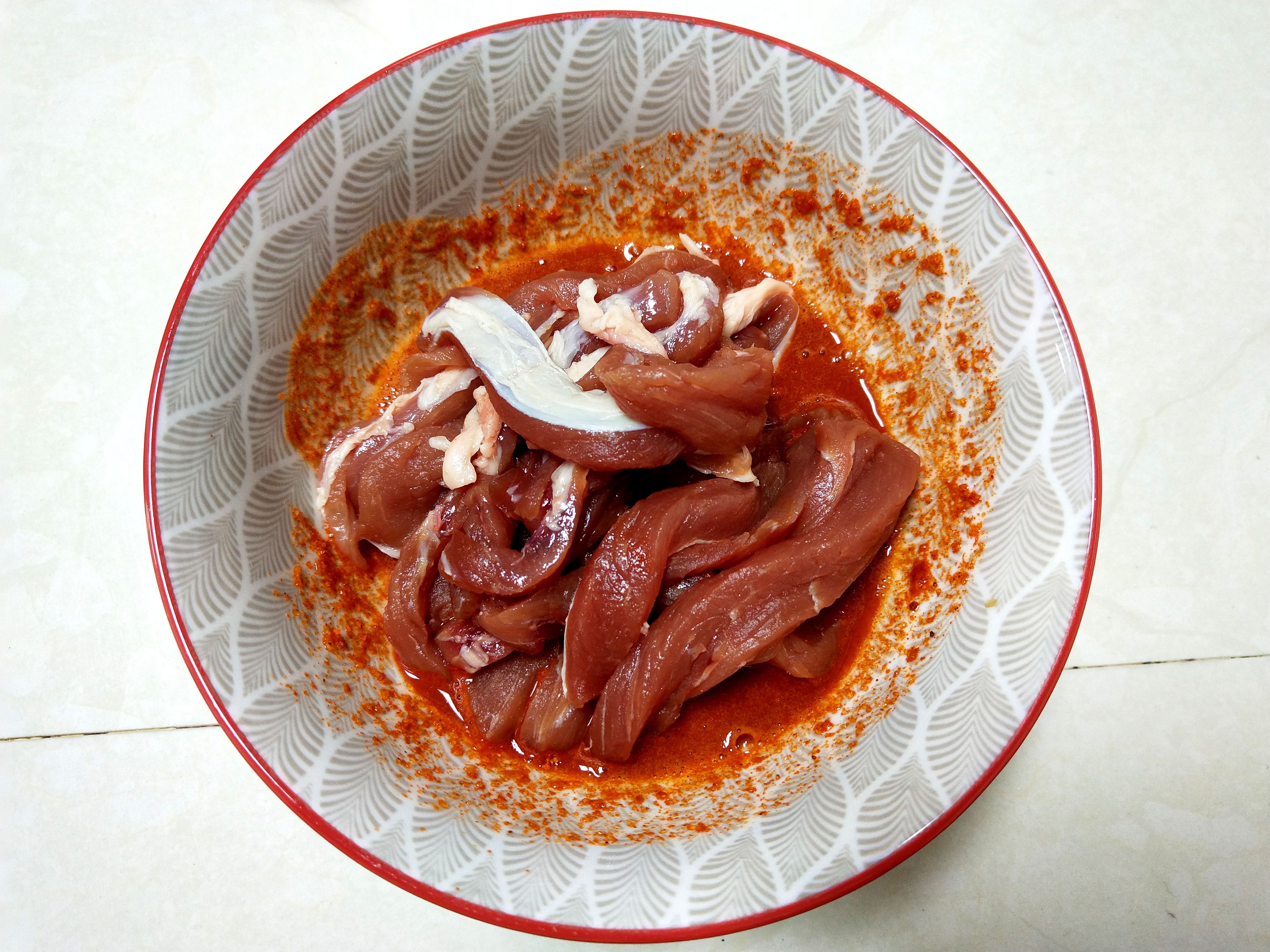 季节|秋冬季节，家常菜换个花样，孩子特别喜欢一道菜，解馋温补又暖身