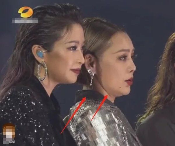  宁静|宁静《浪姐》公演首秀，节目组无打光镜头下，哪像是个快50的人